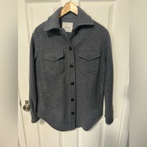 Wilfred Free
The Ganna™ Shirt Jacket-size 2XS. Grey